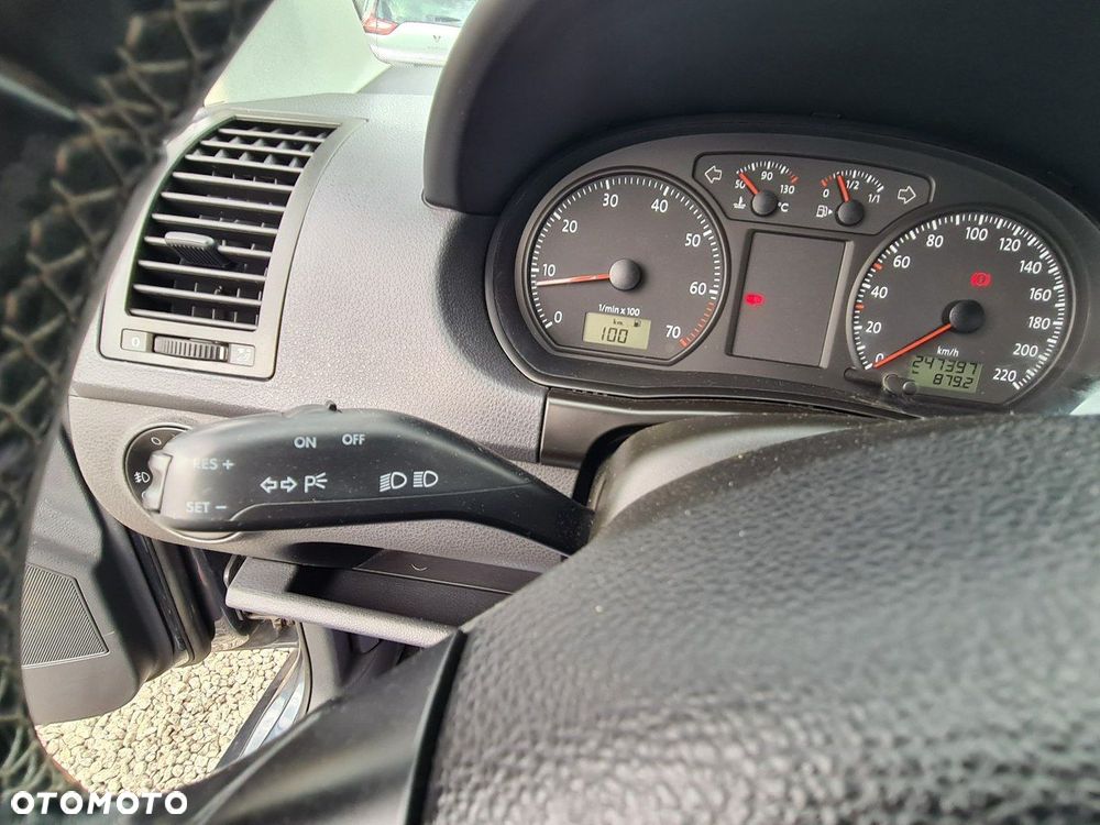 Volkswagen Polo 1.6 Trendline - 13