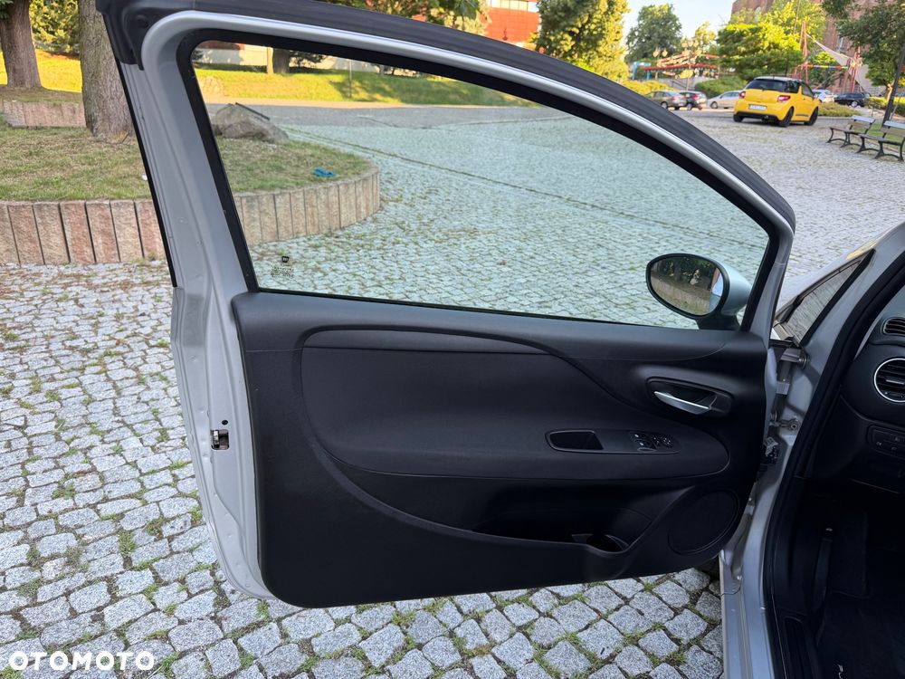 Fiat Punto Evo 1.2 8V Street - 25