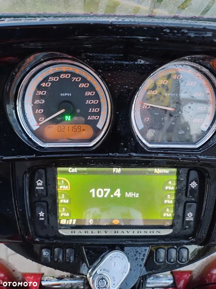 Harley-Davidson FLH Electra Glide - 10