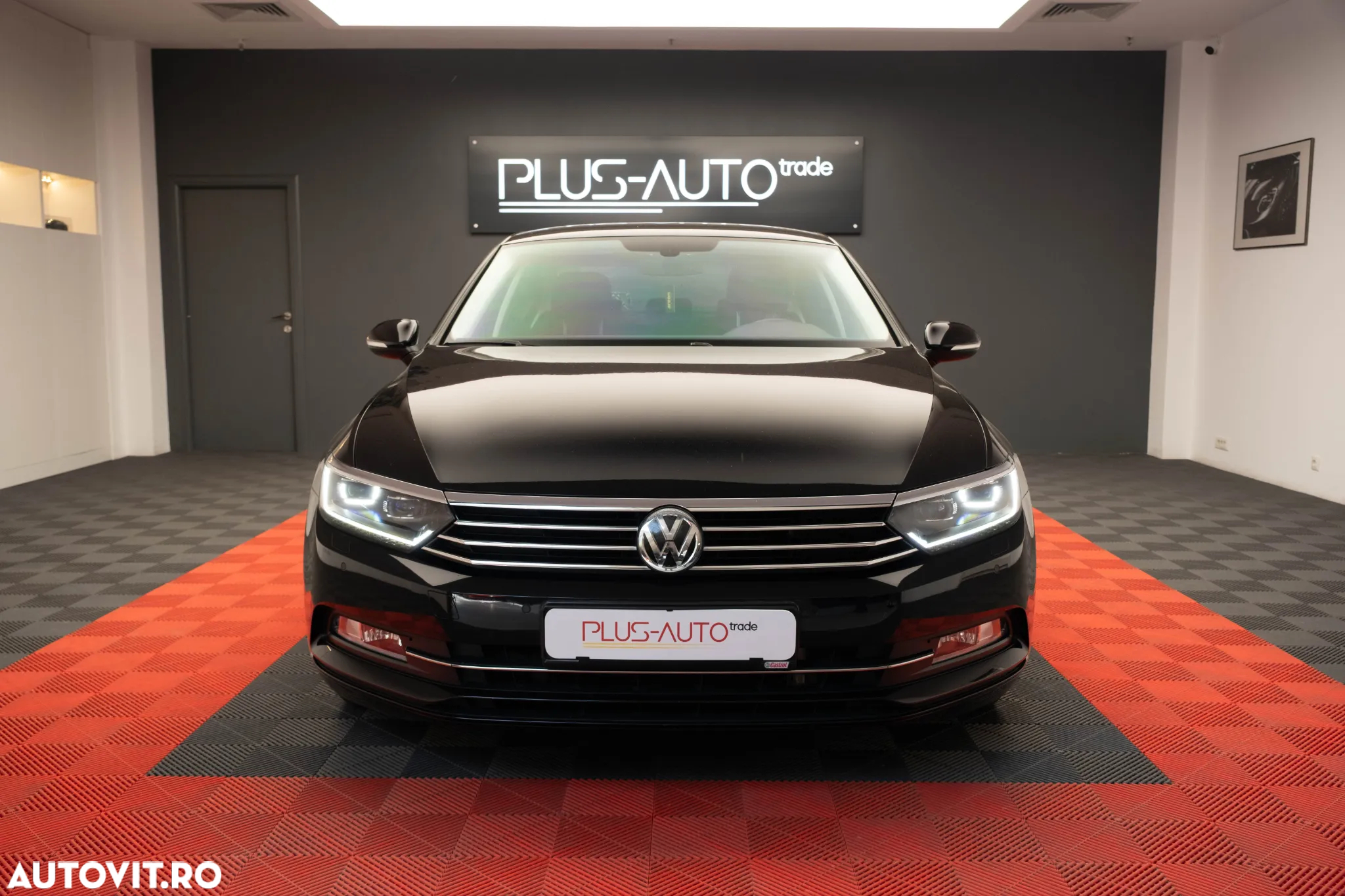 Volkswagen Passat 1.6 TDI DSG Trendline - 5