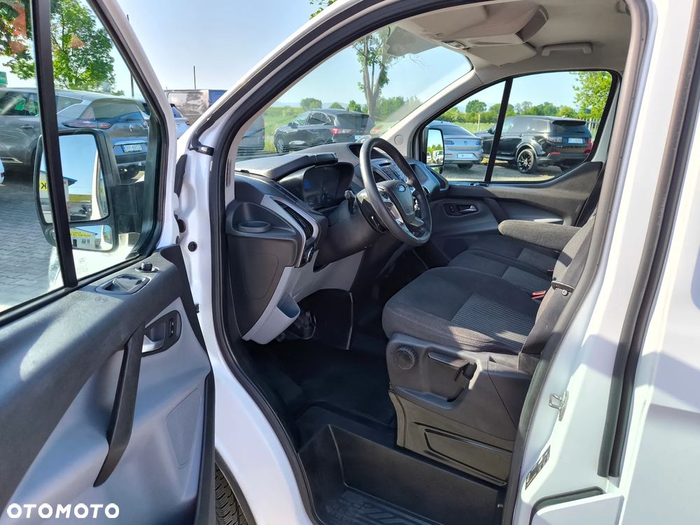 Ford Transit Custom - 16