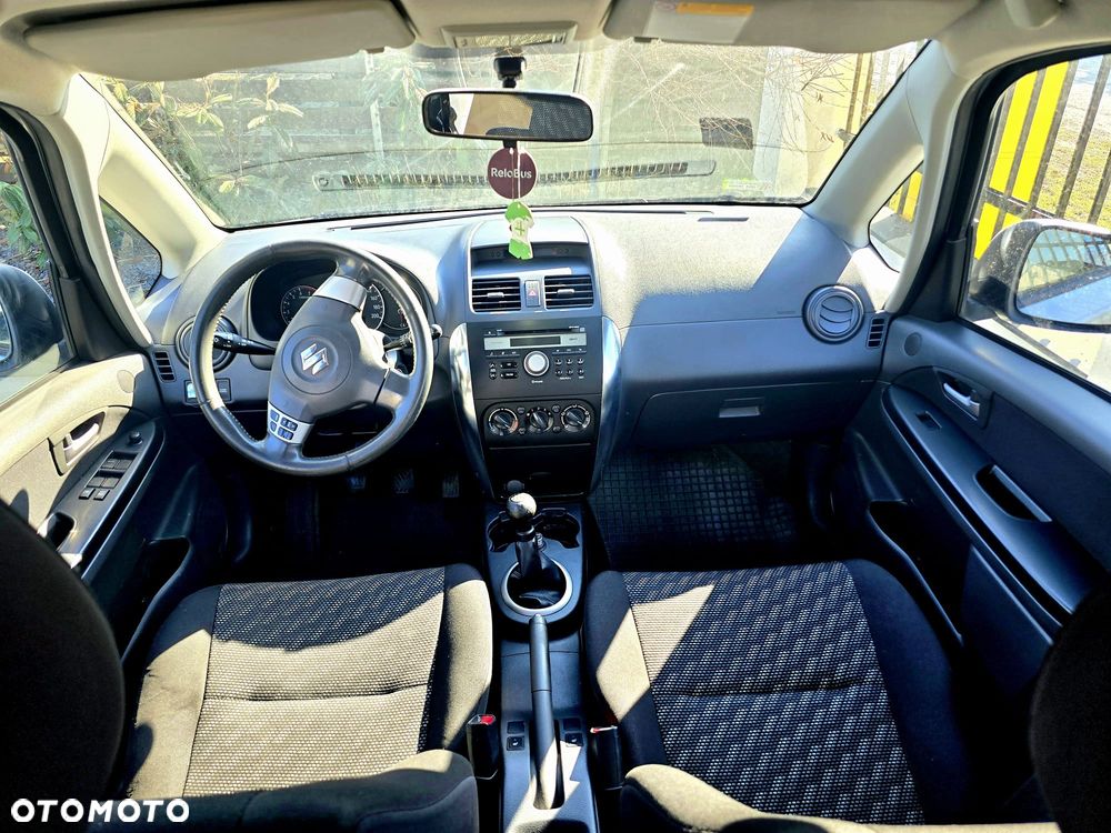Suzuki SX4 1.6 GLX / Comfort - 5