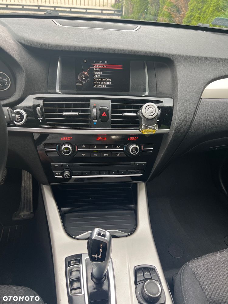 BMW X3 xDrive20d Luxury Line - 15
