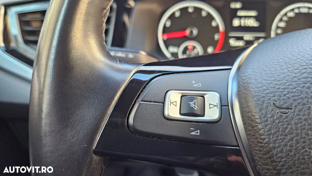 Volkswagen Polo 1.0 TSI Comfortline - 9