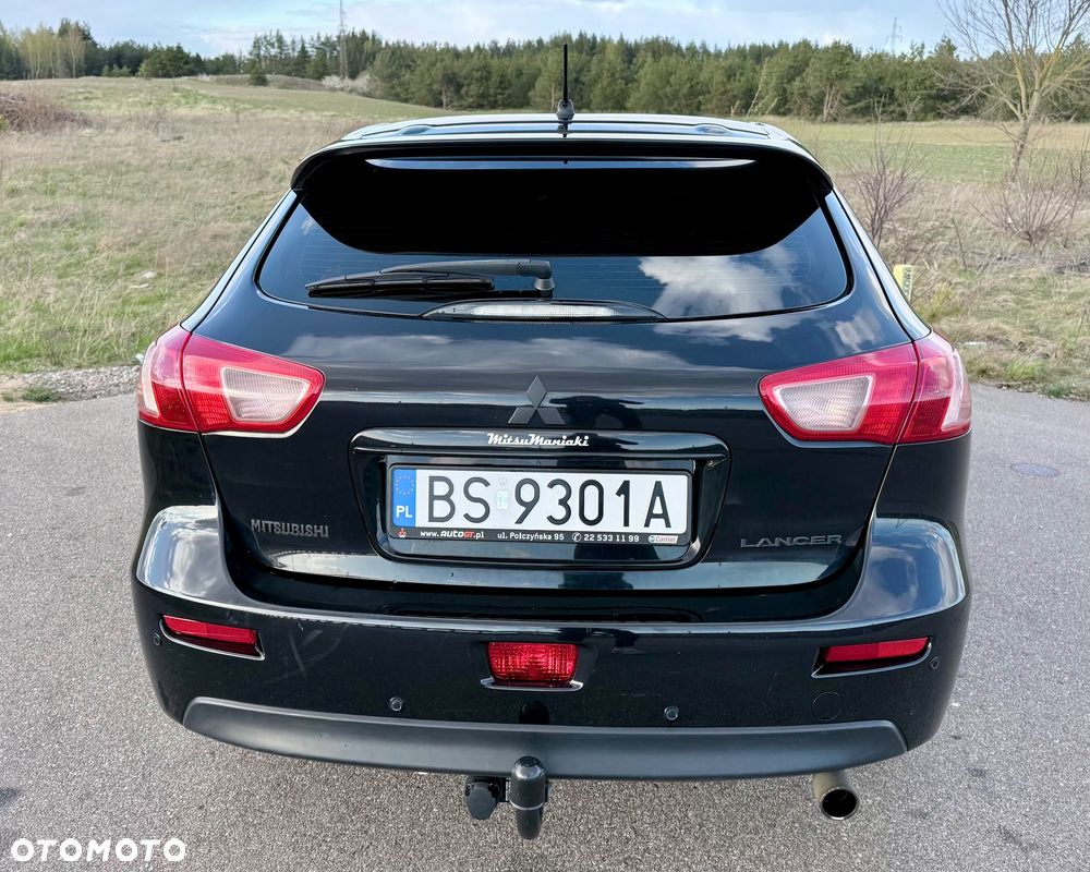 Mitsubishi Lancer 1.8 Intense - 12