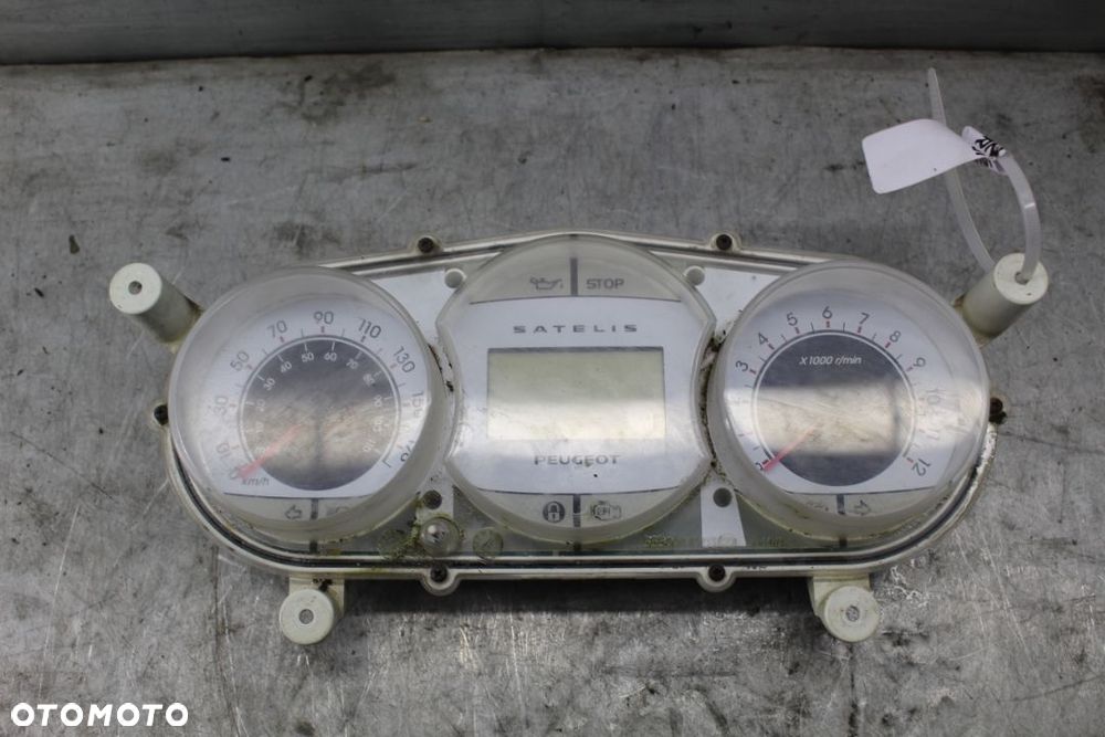 Peugeot Satelis 125 Compressor 08r Licznik zegar zegary