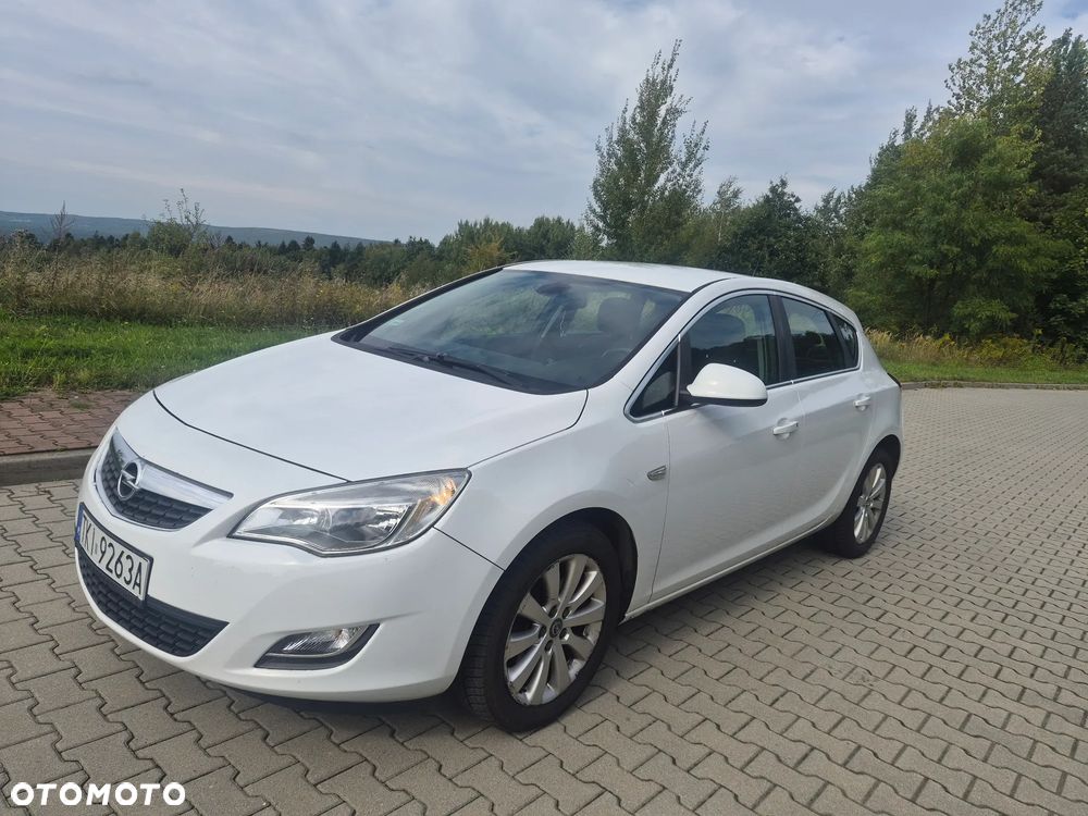 Opel Astra 1.7 CDTI Enjoy - 10