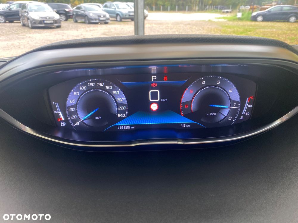 Peugeot 3008 BlueHDi 180 Stop & Start EAT8 Allure - 27