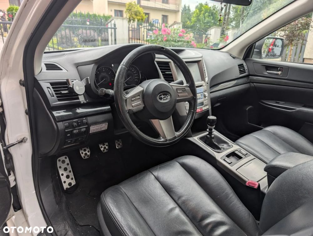 Subaru Legacy 2.0 D Comfort Navi - 4