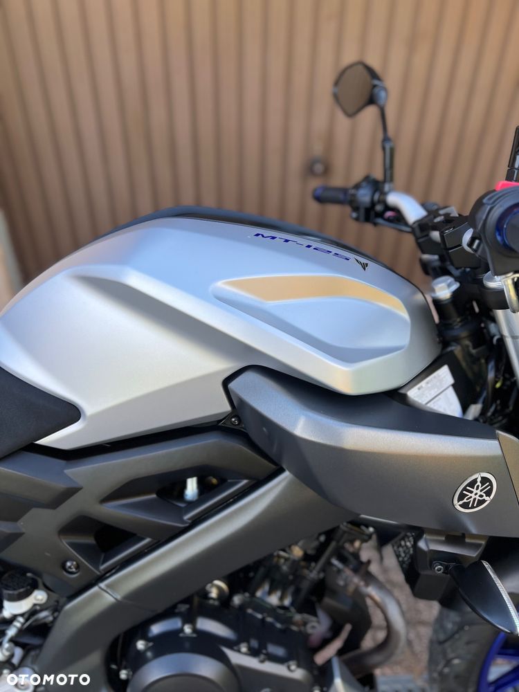 Yamaha MT - 25