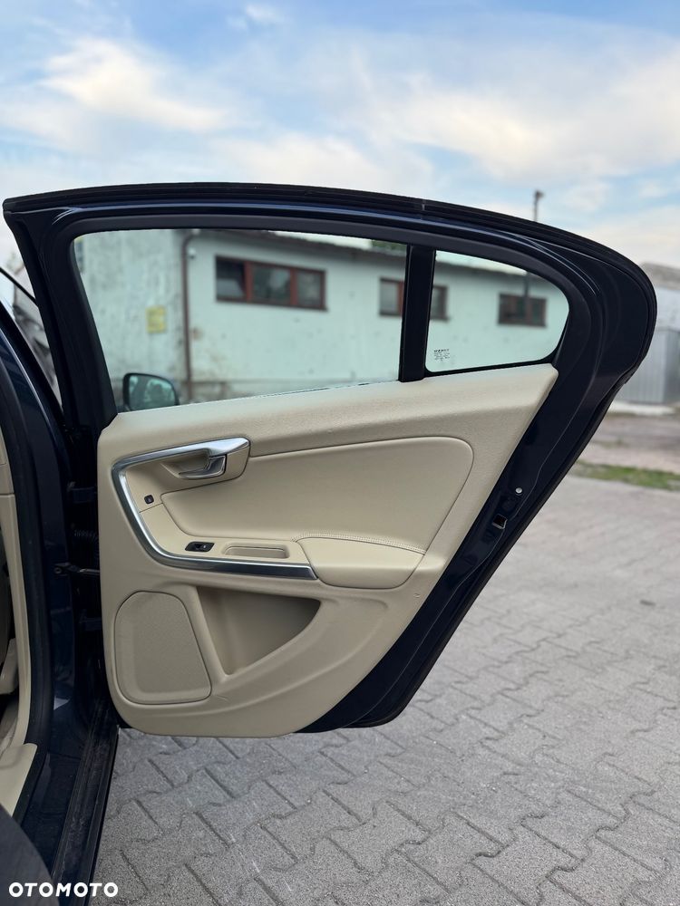 Volvo S60 T5 Geartronic Momentum - 15