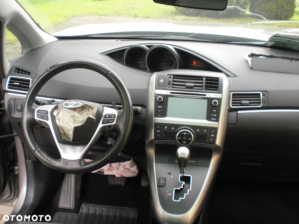 Toyota Verso - 16