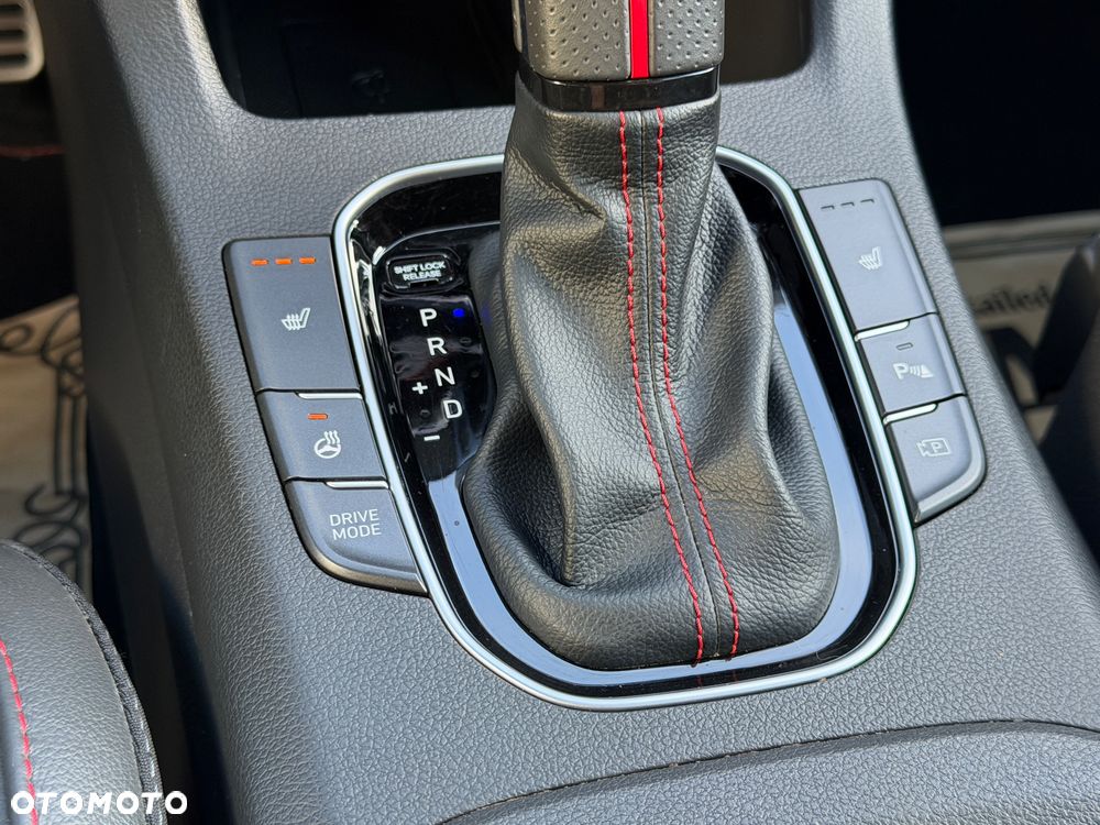 Hyundai i30 1.5 T-GDI 48V-Hybrid DCT N-Line - 8