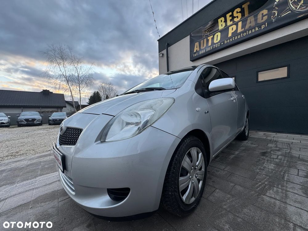 Toyota Yaris 1.4 D-4D Executive - 26