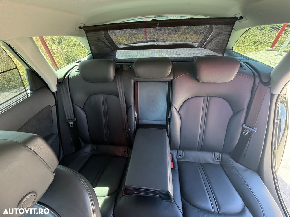 Audi A6 Allroad - 32