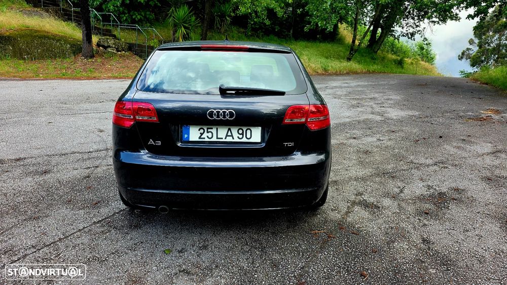 Audi A3 Sportback 1.6 TDI Attraction Special Edition - 8