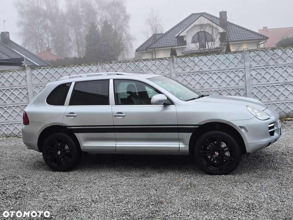 Porsche Cayenne - 8