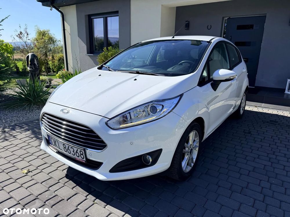 Ford Fiesta 1.0 EcoBoost S&S TITANIUM - 5