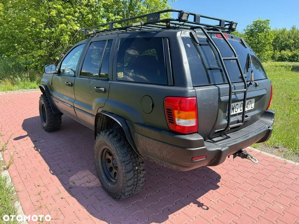 Jeep Grand Cherokee - 4