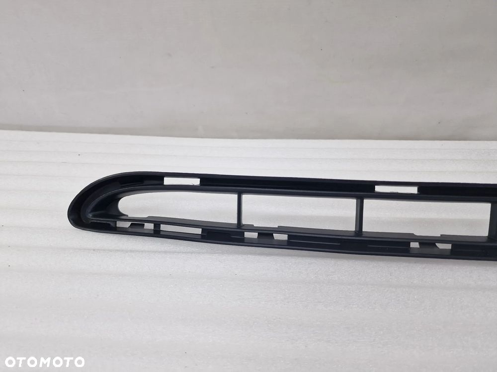 RENAULT CLIO III 3 LIFT 09-12 KRATKA ŚRODKOWA ZDERZAKA PRZEDNIEGO NR 019370 , NR AUKCJI K267 - 2