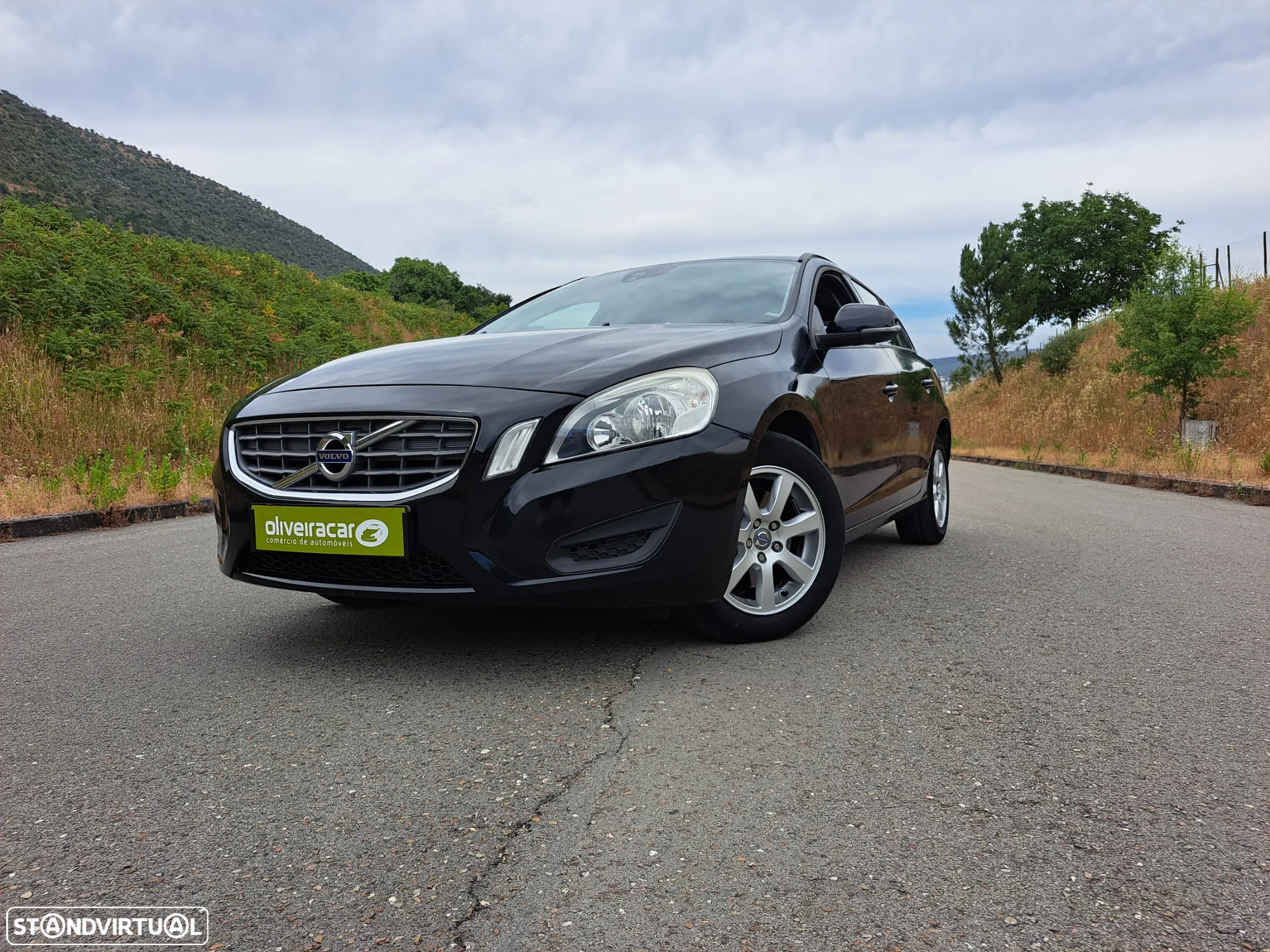 Volvo V60 1.6 D2 Drive Momentum Start/Stop - 8