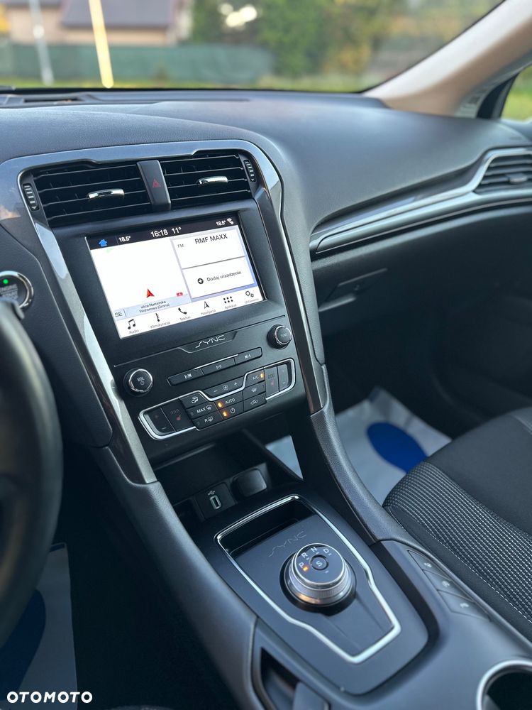 Ford Mondeo 2.0 EcoBlue Titanium - 27