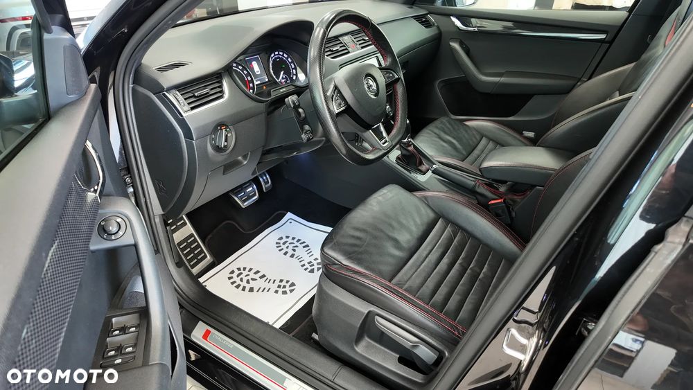 Skoda Octavia 2.0 TDI (Green tec) DSG RS - 13