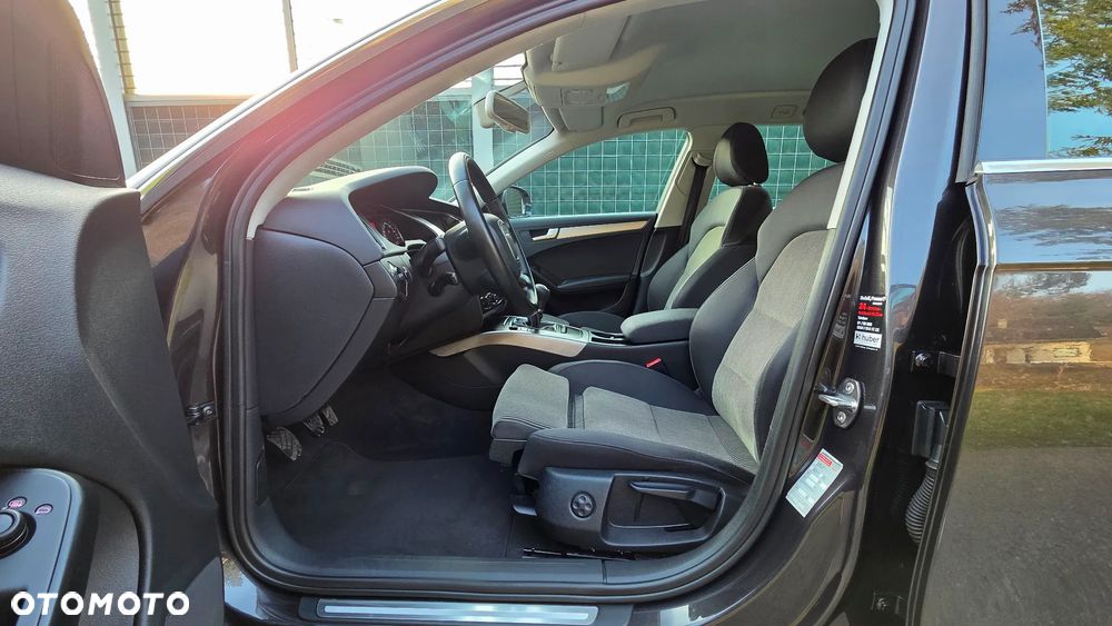 Audi A4 Avant 2.0 TDI DPF quattro - 30