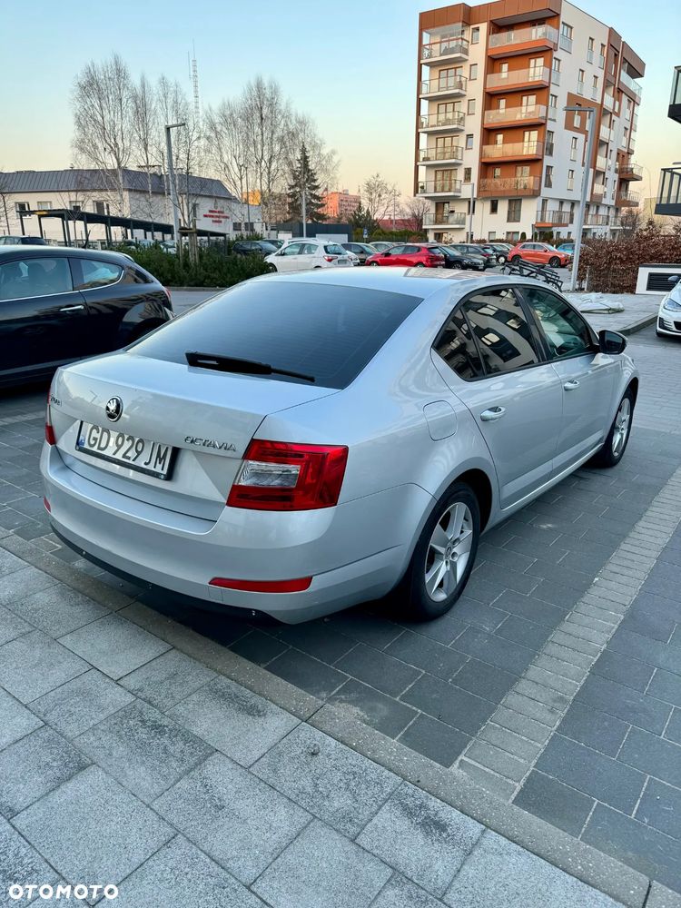 Skoda Octavia 1.4 TSI Ambition - 3