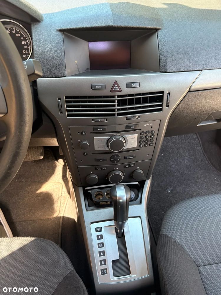 Opel Astra - 10