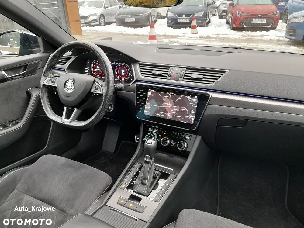Skoda Superb 2.0 TDI SCR 4x4 Sportline DSG - 9