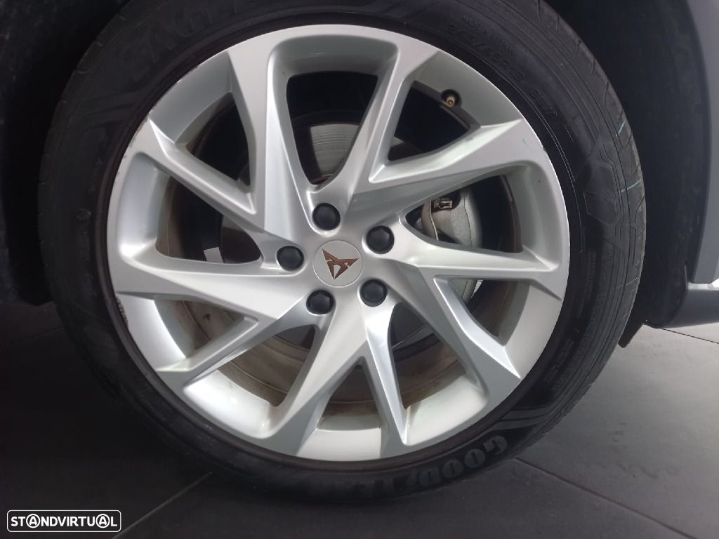 Cupra Formentor 1.4 e-Hybrid DSG - 24