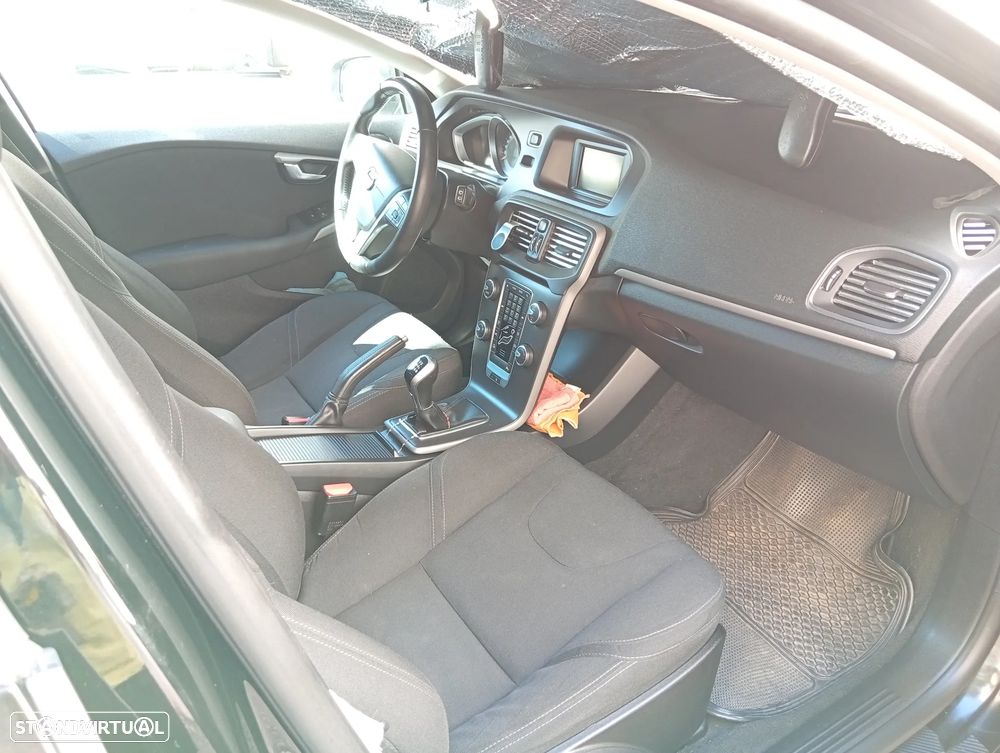 Volvo V40 2017 photo 3