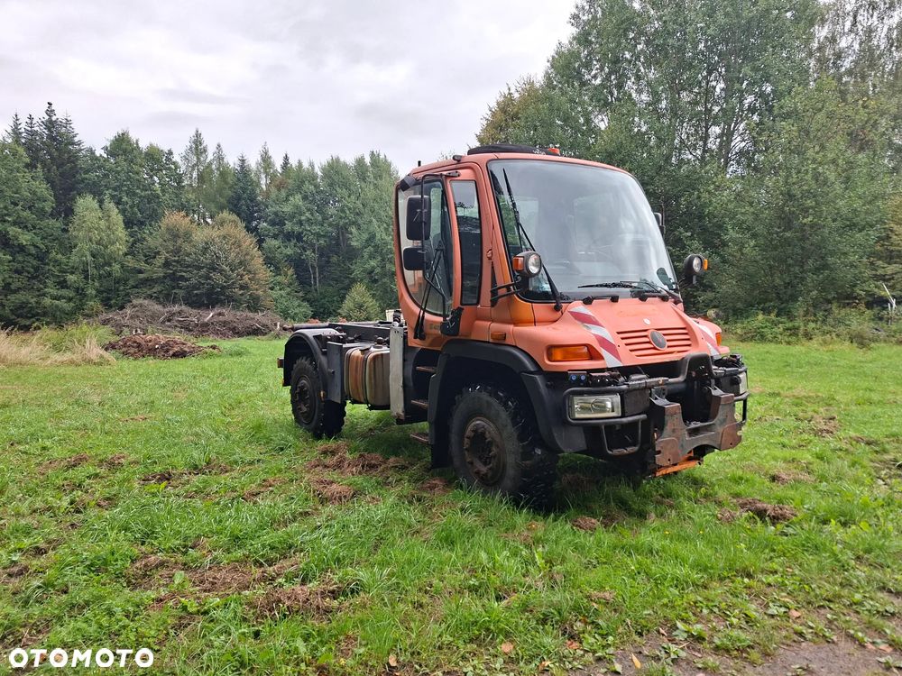 Mercedes-Benz Unimog - 2