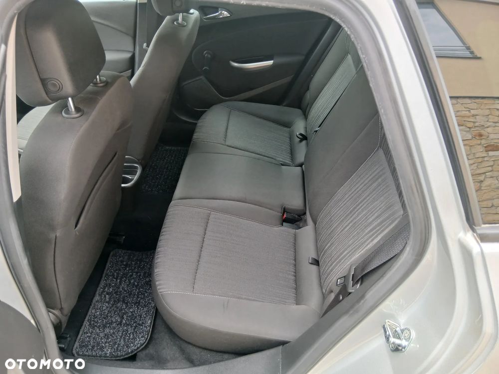 Opel Astra 2.0 CDTI DPF Cosmo - 14