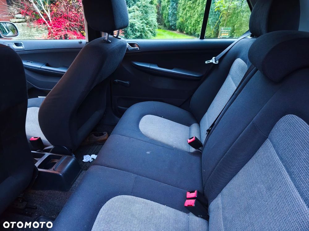 Skoda Fabia 1.4 16V Choice - 10