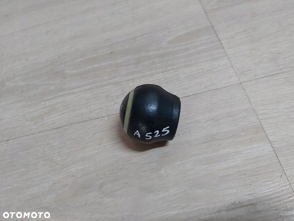 Toyota Yaris III Auris Gałka zmiany biegów Oryginał 6B - 5