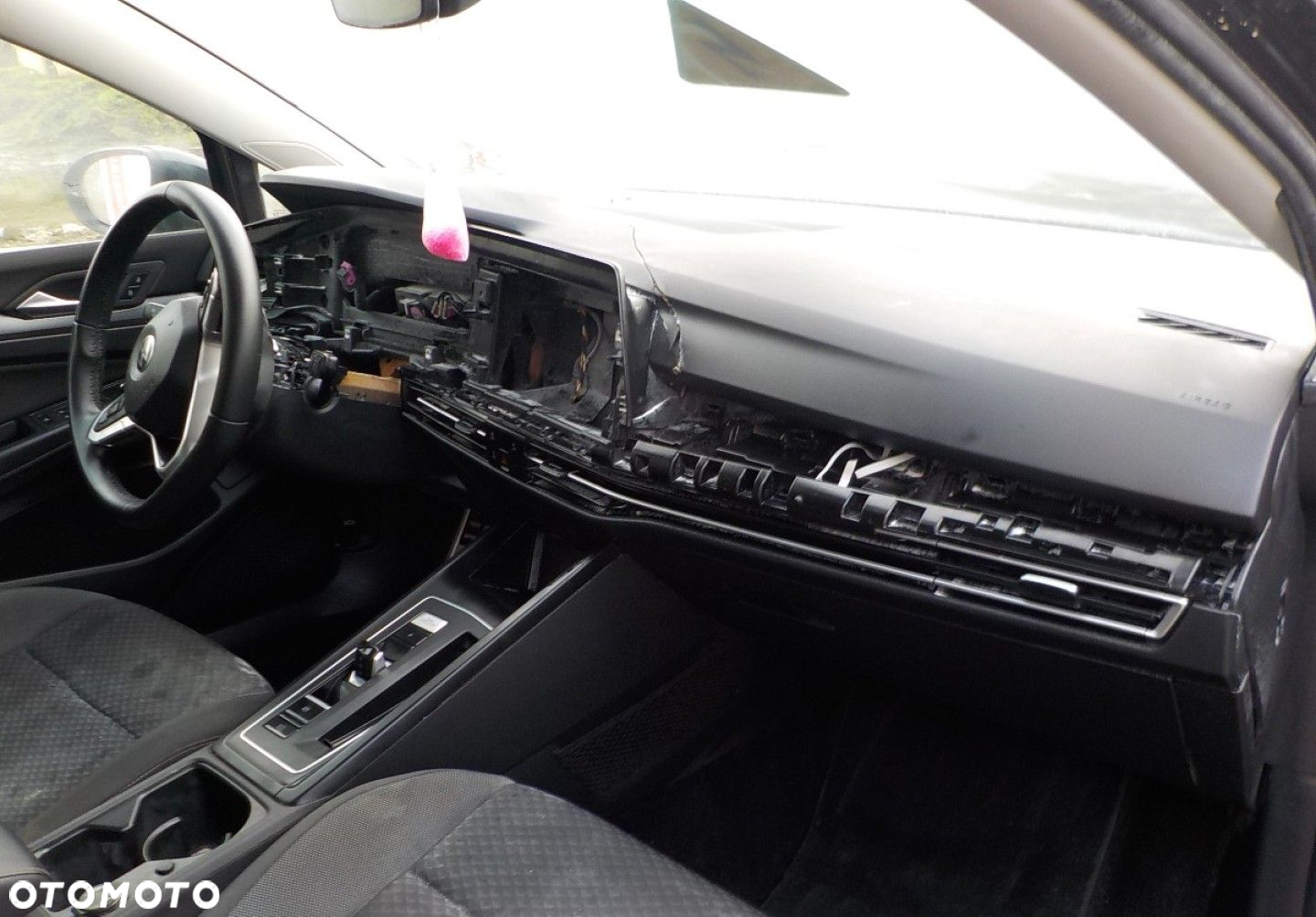 Volkswagen Golf - 18