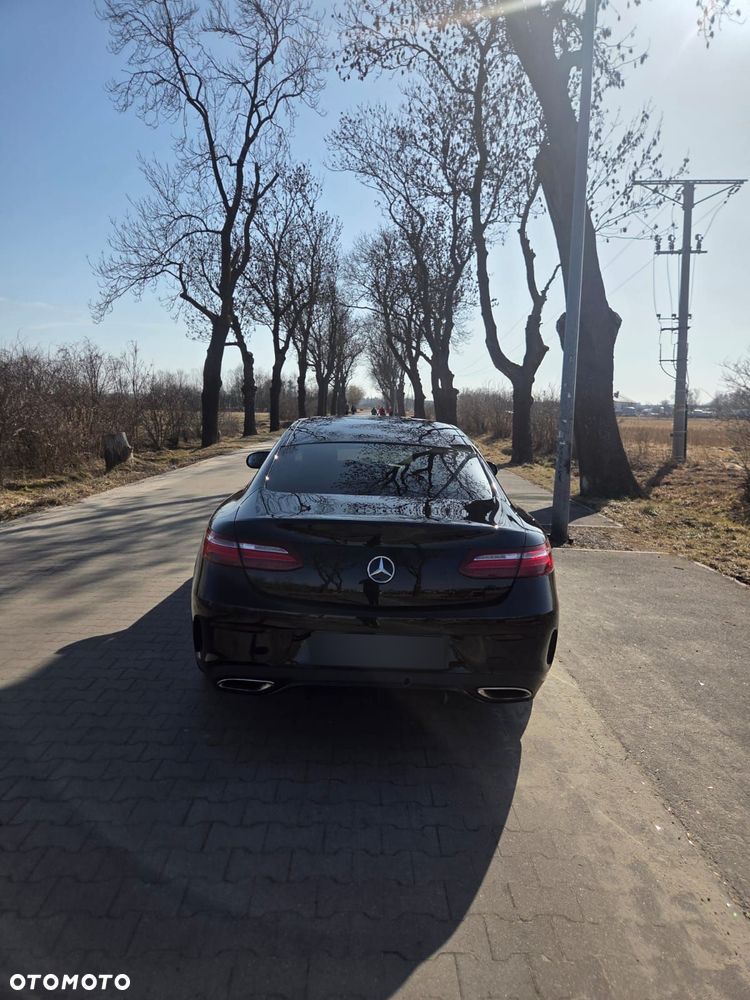 Mercedes-Benz Klasa E 400 4-Matic 9G-TRONIC - 6
