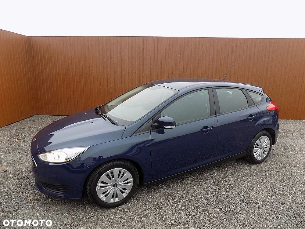 Ford Focus 1.0 EcoBoost S&S TREND - 29