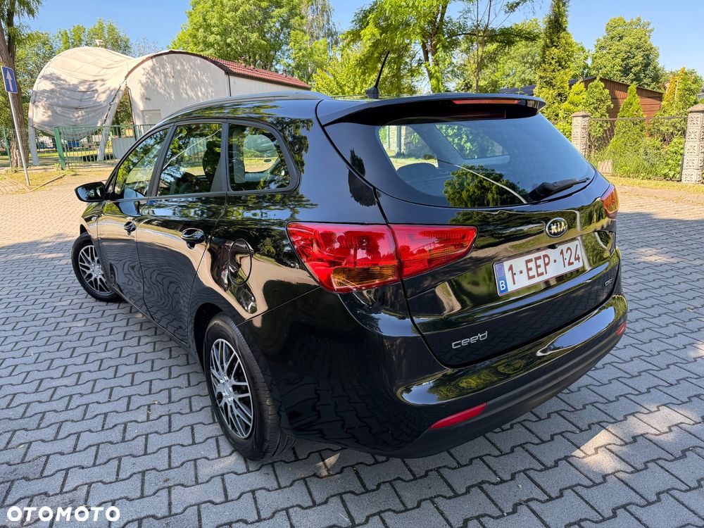 Kia Ceed 1.4 CRDi 90 Spirit - 17