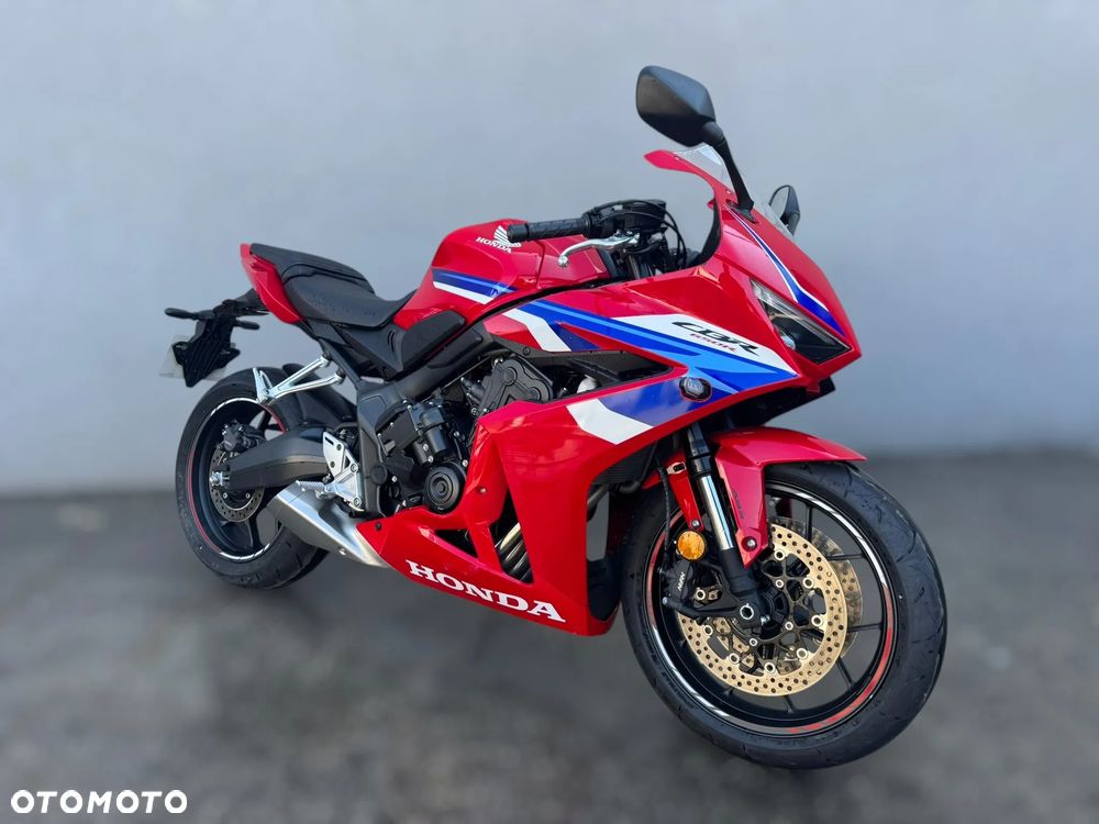 Honda CBR - 1