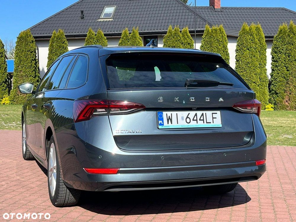 Skoda Octavia 2.0 TDI Ambition DSG - 3