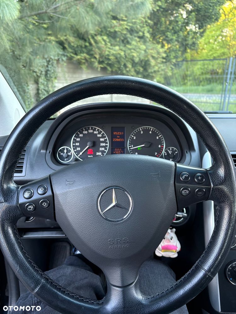 Mercedes-Benz Klasa A 170 Avantgarde - 9