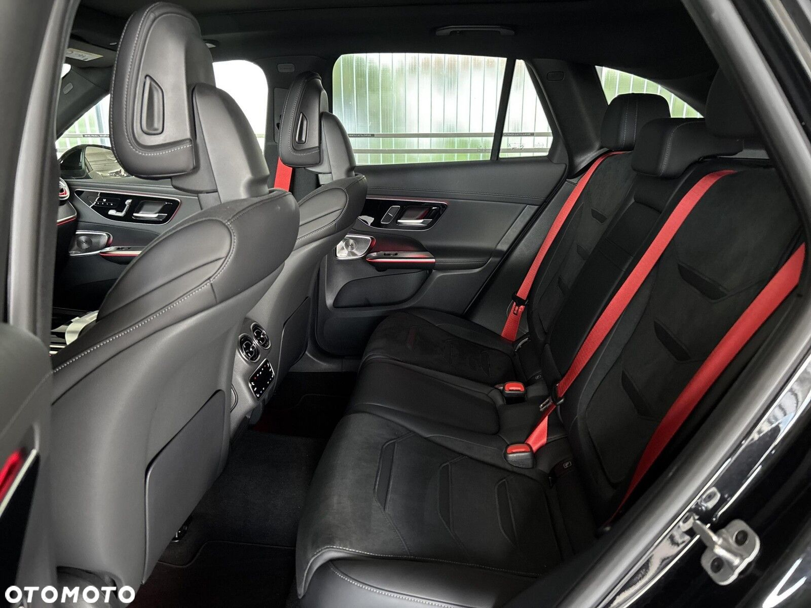 Mercedes-Benz GLC - 23