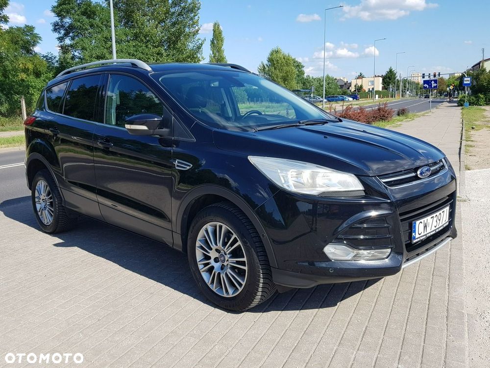 Ford Kuga 1.6 EcoBoost 2x4 Titanium - 3