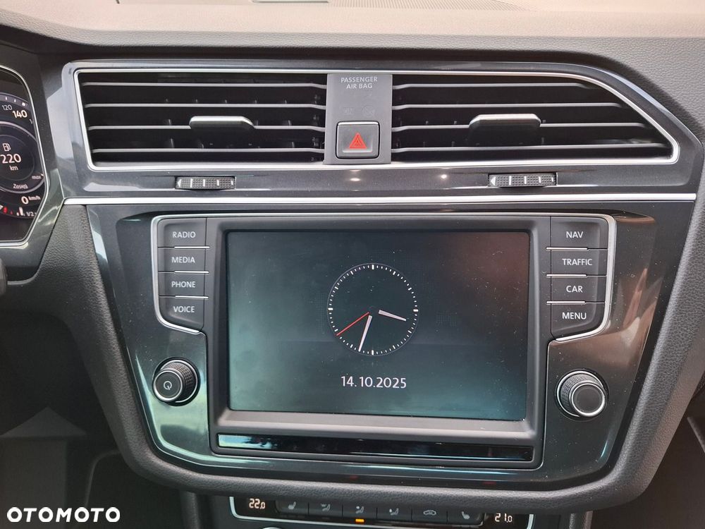 Volkswagen Tiguan - 31