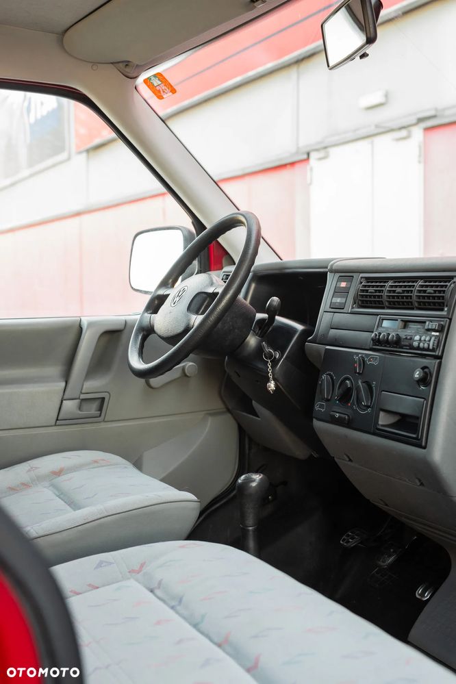 Volkswagen Transporter - 20