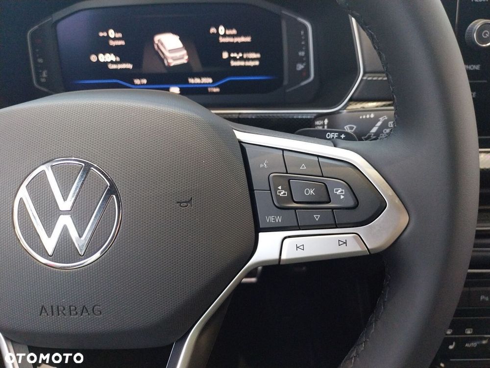 Volkswagen T-Cross - 14
