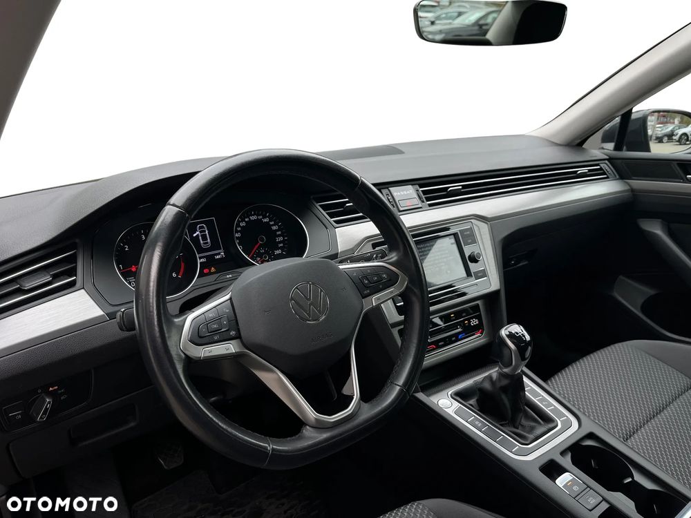Volkswagen Passat 2.0 TDI EVO Essence - 10